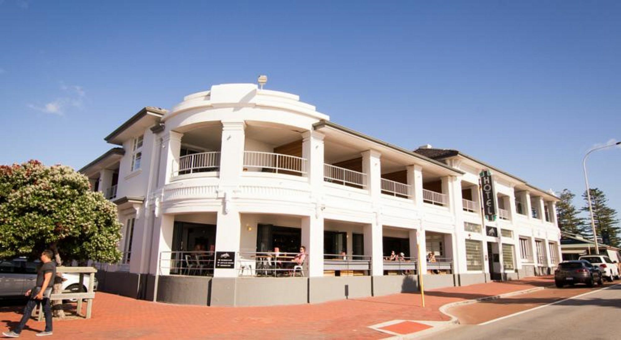 Cottesloe Beach Hotel Perth Exterior photo